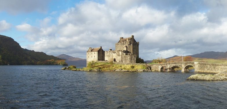 eilean donan skotsko hrad
